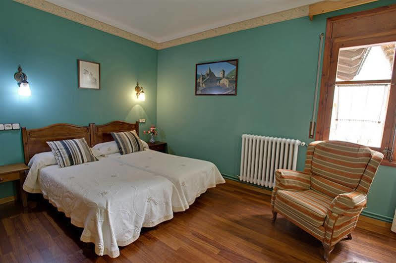 Hotel Avenida Benasque Zewnętrze zdjęcie